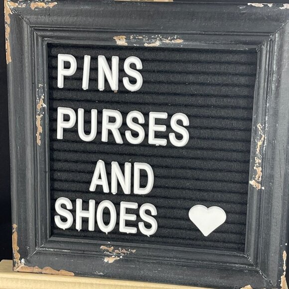 Disney Minnie Mouse Trading Pin Sweaty Hair Bow Emoji Lapel Pin Brooch Badge Pin - Picture 6 of 6